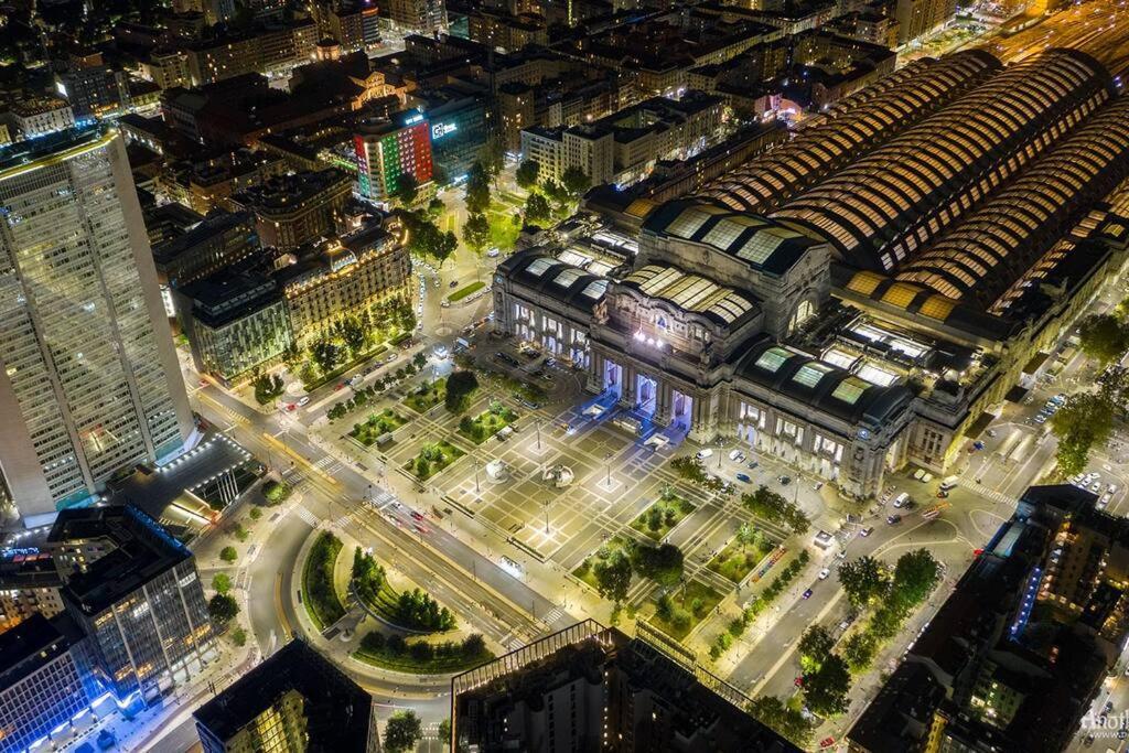 Appartamento - Stazione Centrale มิลาน ภายนอก รูปภาพ