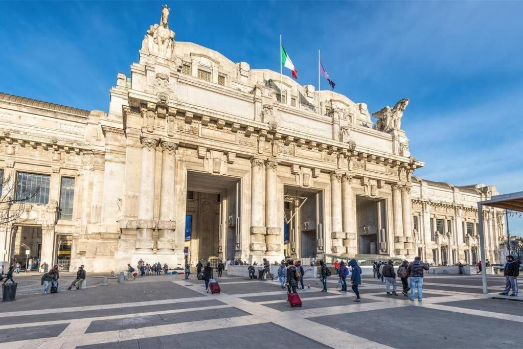 Appartamento - Stazione Centrale มิลาน ภายนอก รูปภาพ